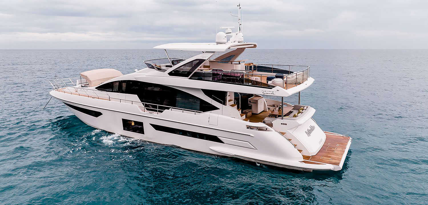 Azimut Grande 25 METRI