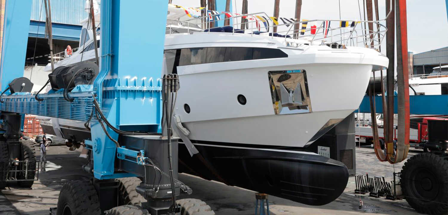 Azimut Grande 32 METRI